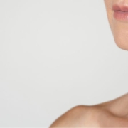 Rughe su collo e décolleté cosa fare Rughe su collo e décolleté cosa fare